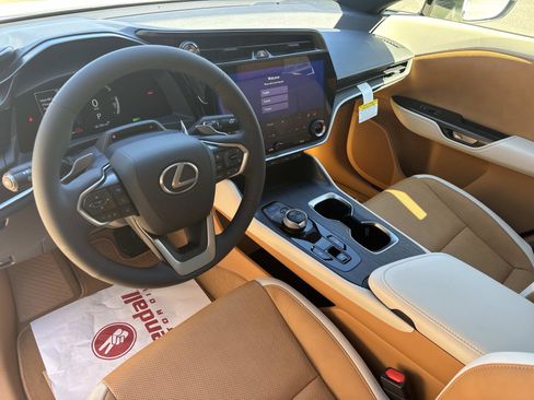 New 2026 Lexus RZ 350e image 18