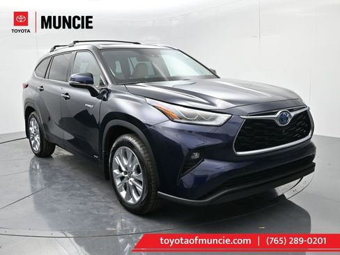 Used 2020 Toyota Highlander Limited image 1