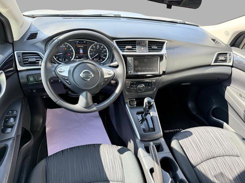 Used 2019 Nissan Sentra SV FWD image 25