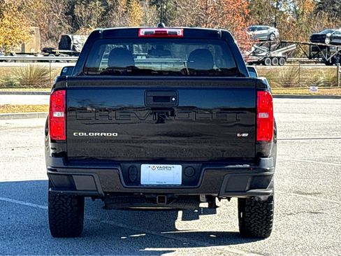 Used 2021 Chevrolet Colorado W/T w/ Custom Special Edition image 22