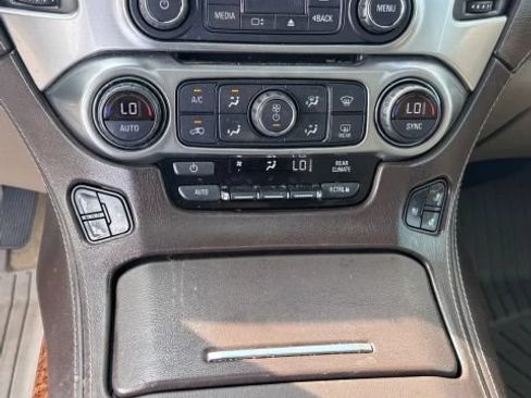 Used 2019 Chevrolet Tahoe Premier RWD image 15
