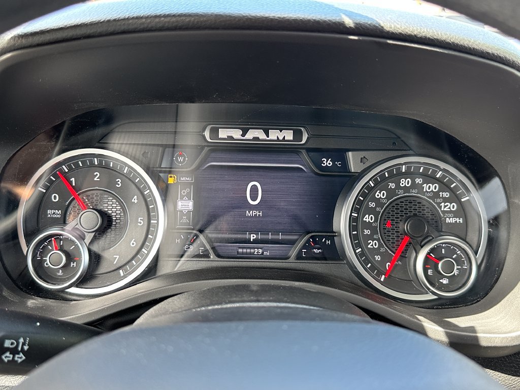 New 2026 RAM 1500 Express AWD/4WD image 23