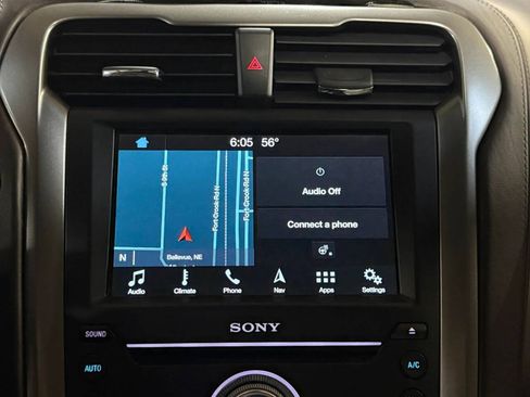 Used 2017 Ford Fusion Platinum FWD image 14