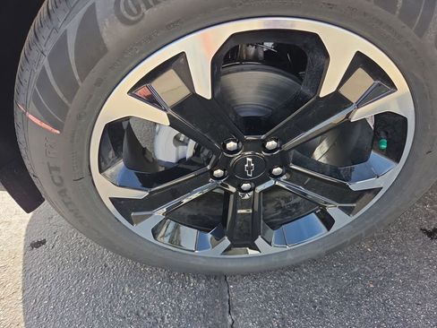 New 2026 Chevrolet Equinox LT w/ Convenience Package II image 27