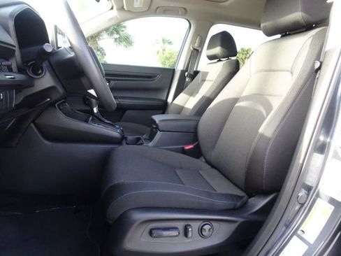 Certified 2025 Honda CR-V EX image 7