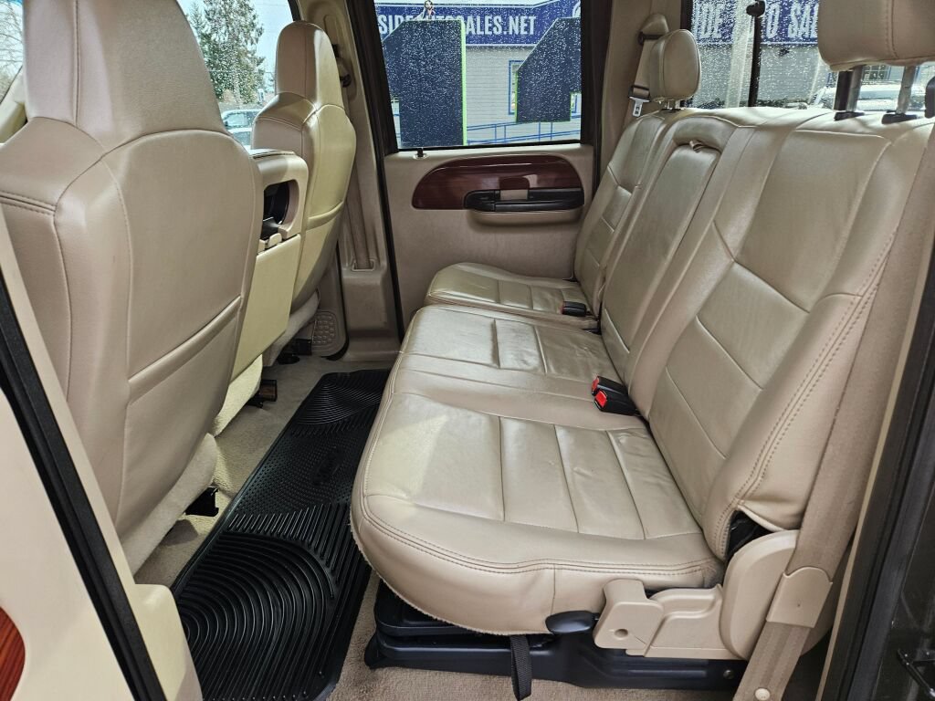 Used 2005 Ford F350 Lariat AWD/4WD image 14