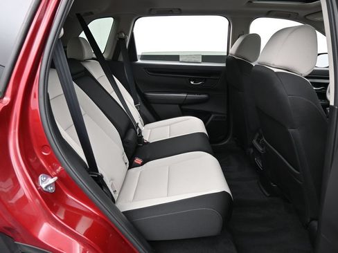 Certified 2024 Honda CR-V EX image 31