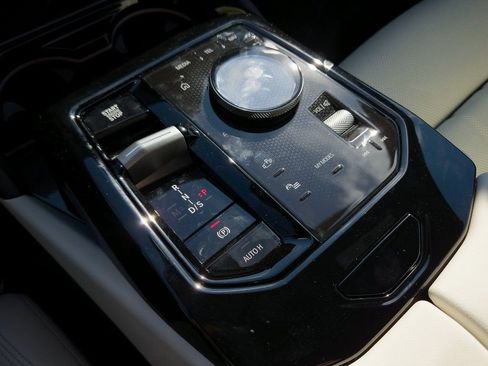 New 2026 BMW 530i w/ M Sport Package image 12