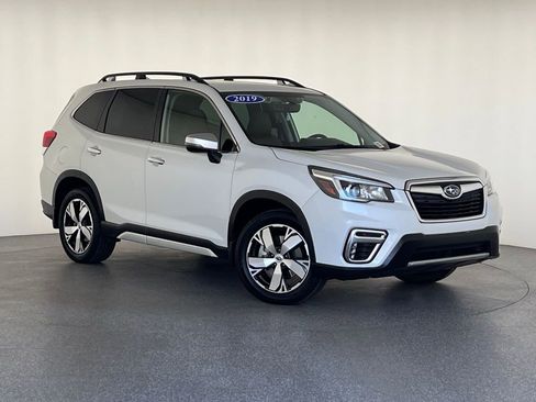 Used 2019 Subaru Forester Touring AWD/4WD image 46