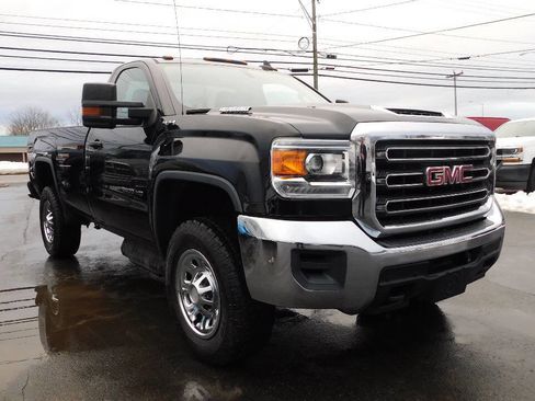 Used 2017 GMC Sierra 3500 4x4 Regular Cab image 4