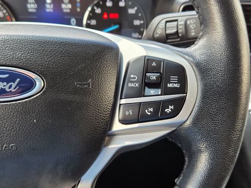 Used 2023 Ford Explorer XLT w/ Equipment Group 202A RWD image 23