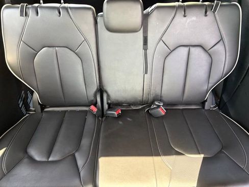 Certified 2026 Chrysler Pacifica Limited image 16