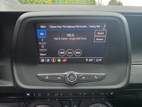 Used 2021 Chevrolet Camaro LT image 23