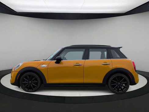 Used 2017 MINI Cooper S FWD image 5
