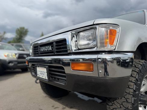 Used 1991 Toyota Pickup Deluxe AWD/4WD image 58