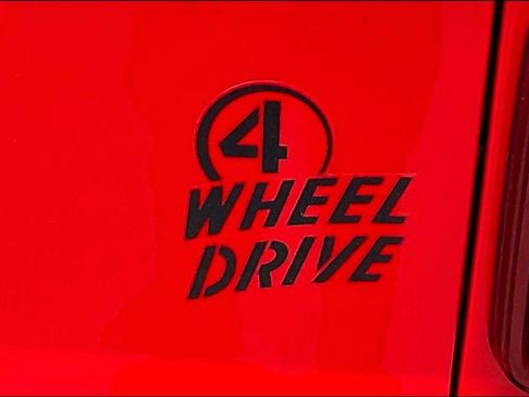 New 2025 Jeep Gladiator Willys image 15