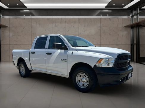 Used 2017 RAM 1500 Tradesman w/ Popular Equipment Group AWD/4WD image 5