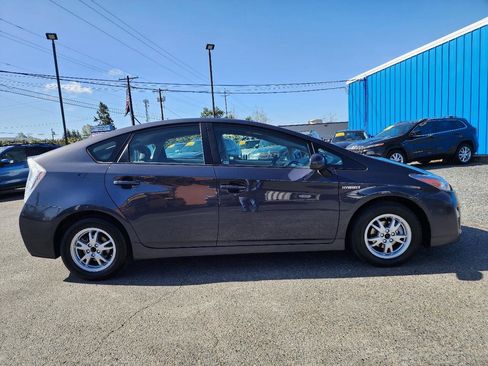 Used 2010 Toyota Prius FWD image 5