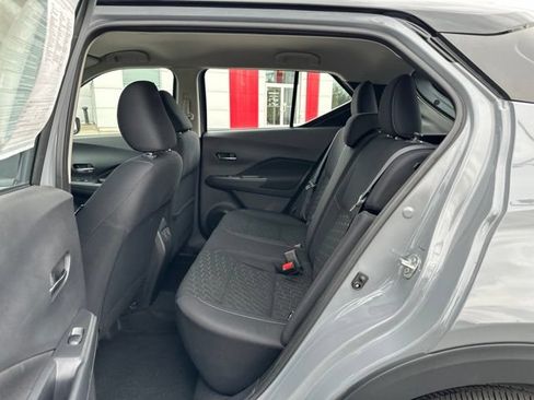 Used 2023 Nissan Kicks SV FWD image 14