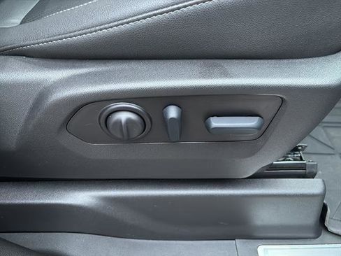 Used 2022 Chevrolet Silverado 2500 LTZ w/ LTZ Plus Package image 10