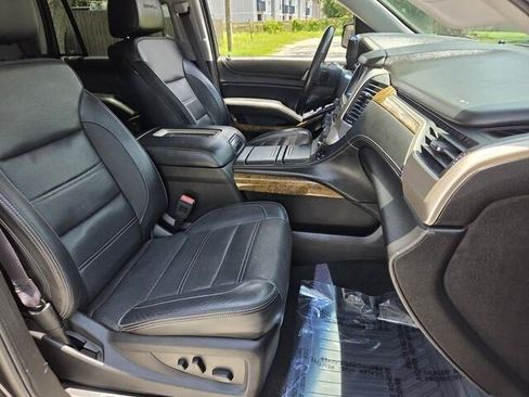 Used 2017 GMC Yukon Denali RWD image 24