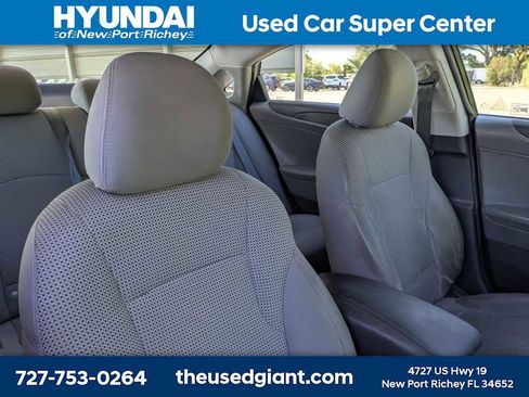 Used 2012 Hyundai Sonata GLS w/ Popular Equipment Pkg FWD image 6