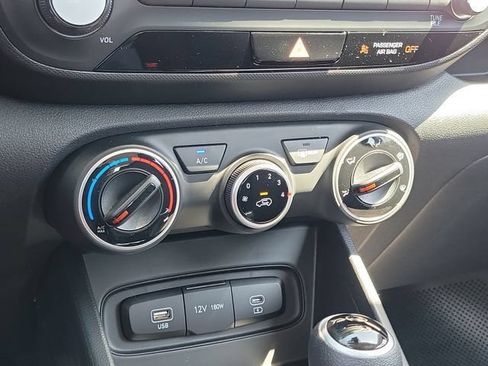 New 2026 Hyundai Venue SE FWD image 12