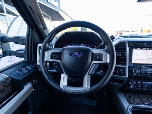 Used 2019 Ford F250 Lariat w/ Lariat Ultimate Package image 33