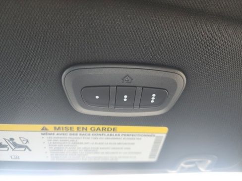 New 2026 Chrysler Pacifica Select image 9