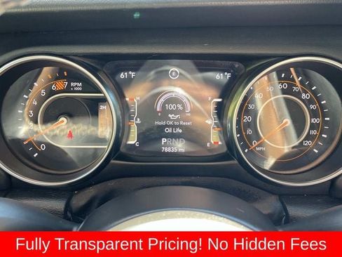 Used 2022 Jeep Wrangler Unlimited Sahara w/ LED Lighting Group AWD/4WD image 36