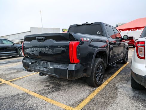 Used 2023 Toyota Tundra SR5 w/ SR5 Convenience Package AWD/4WD image 8