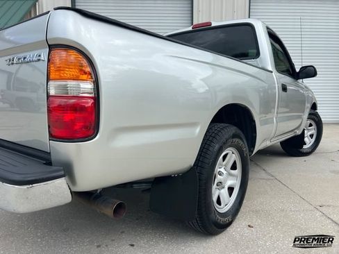 Used 2004 Toyota Tacoma 2WD Regular Cab w/ Enhancement Pkg image 12