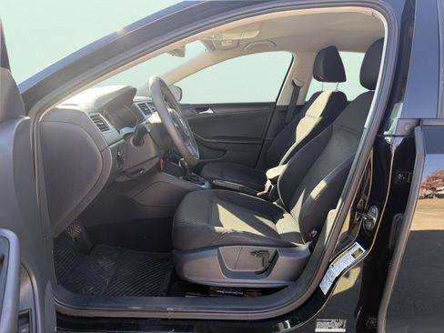Used 2014 Volkswagen Jetta S image 16