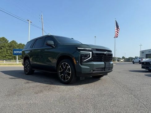 Used 2026 Chevrolet Tahoe RST w/ Comfort Package RWD image 9
