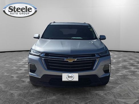 Used 2022 Chevrolet Traverse LT image 8