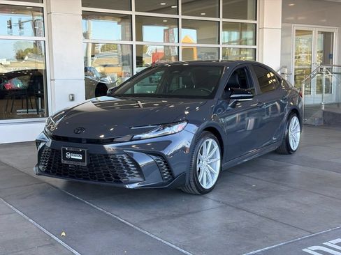 Certified 2025 Toyota Camry SE w/ Convenience Package FWD image 2