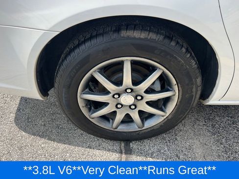 Used 2007 Buick Lucerne CX FWD image 26