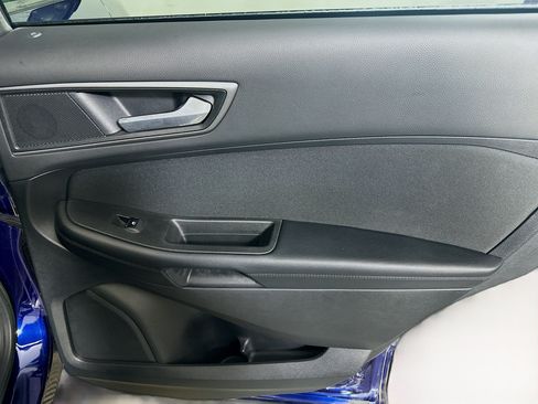 Used 2016 Ford Edge SE FWD image 27