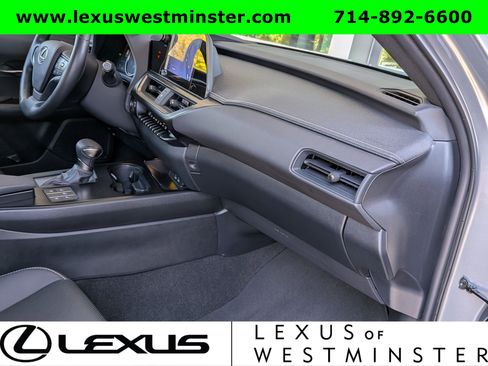 Used 2024 Lexus UX 250h F Sport FWD image 5