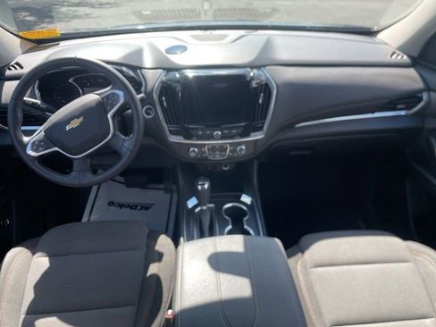 Used 2020 Chevrolet Traverse LT AWD/4WD image 8