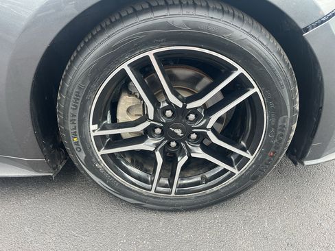 Used 2018 Ford Mustang Premium w/ Equipment Group 201A RWD image 14