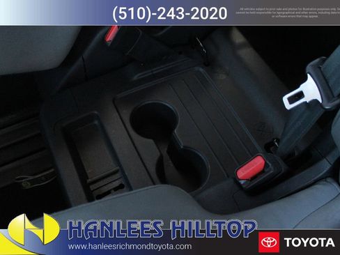 Used 2024 Toyota Sienna XLE image 19