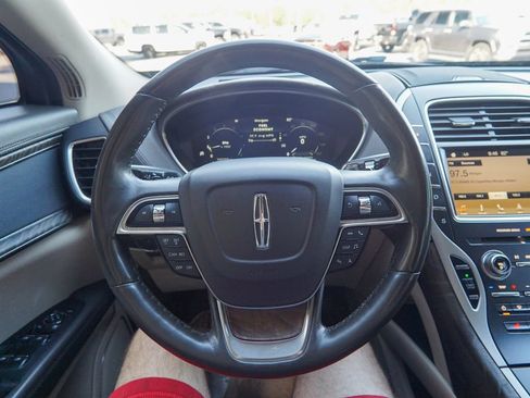 Used 2019 Lincoln Nautilus Select FWD image 22