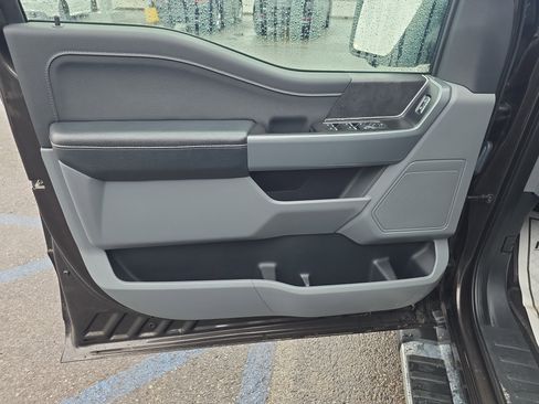 Used 2024 Ford F150 XLT w/ Mobile Office Package image 15