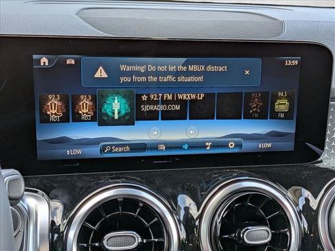 Used 2026 Mercedes-Benz GLB 250 image 11