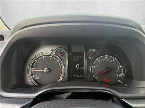 Used 2023 Toyota 4Runner SR5 Premium w/ Moonroof Package AWD/4WD image 10