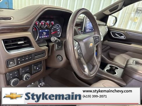 Used 2021 Chevrolet Tahoe LT w/ LT Signature Package image 38