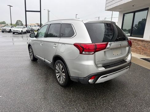 Used 2020 Mitsubishi Outlander SEL AWD/4WD image 6
