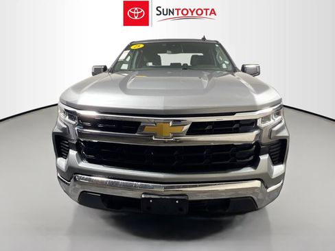Used 2025 Chevrolet Silverado 1500 LT image 10