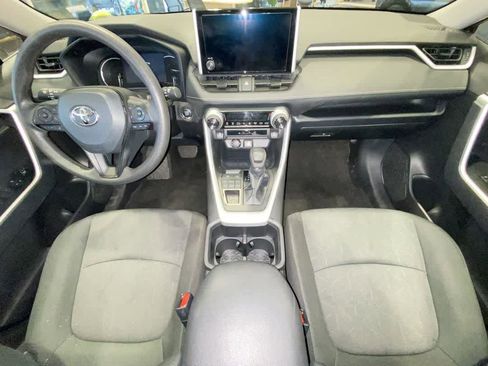 Used 2025 Toyota RAV4 XLE image 22